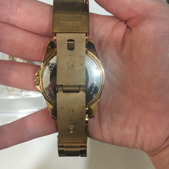 Rose Gold Riley Watch - Picture 5 of 6